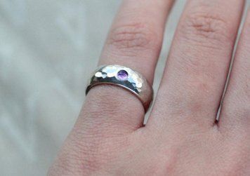 Срібна каблучка з аметистом AMETHYST-RING фото